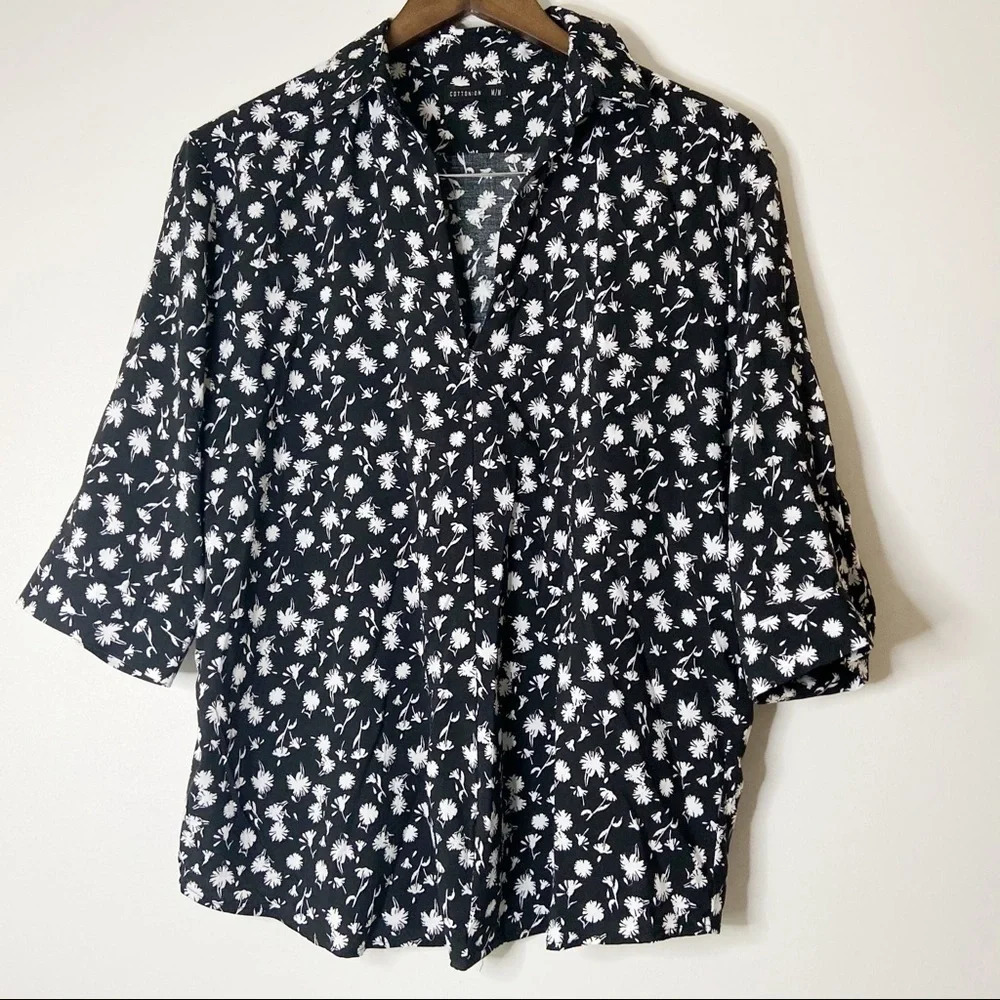 Cotton On Dandelion Print V Neck Blouse Medium Black White Boho Minimalist - Picture 2 of 12